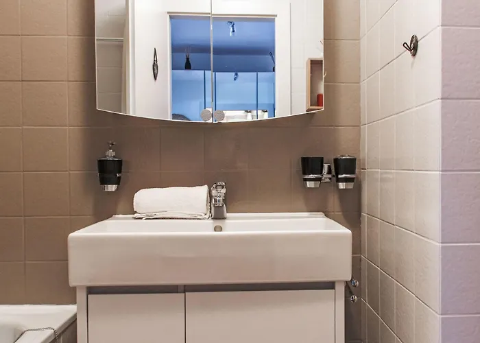 Aiglon E2 By Interhome Daire